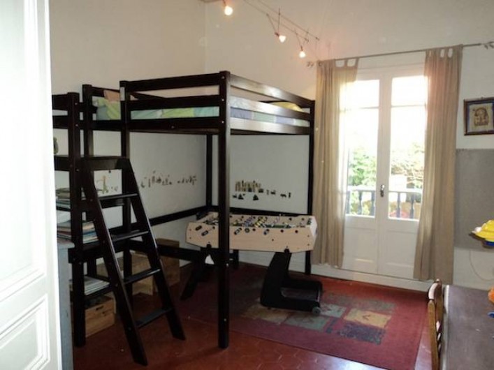 Location de vacances - Maison - Villa à Saint-Laurent-de-la-Salanque - Chambre: 1 lit en 140cm en mezzanine Baby-foot à disposition :)