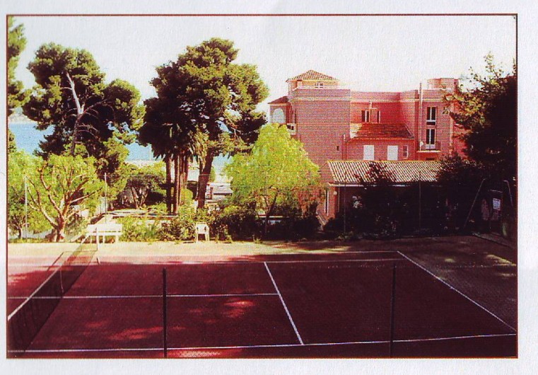 Location de vacances - Studio à Bandol - Le Tennis dans la pinède de La Résidence