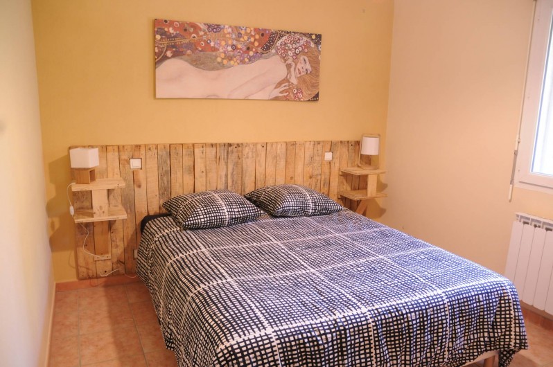 Location de vacances - Mas à Althen-des-Paluds - chambre 1 avec un lit en 160
