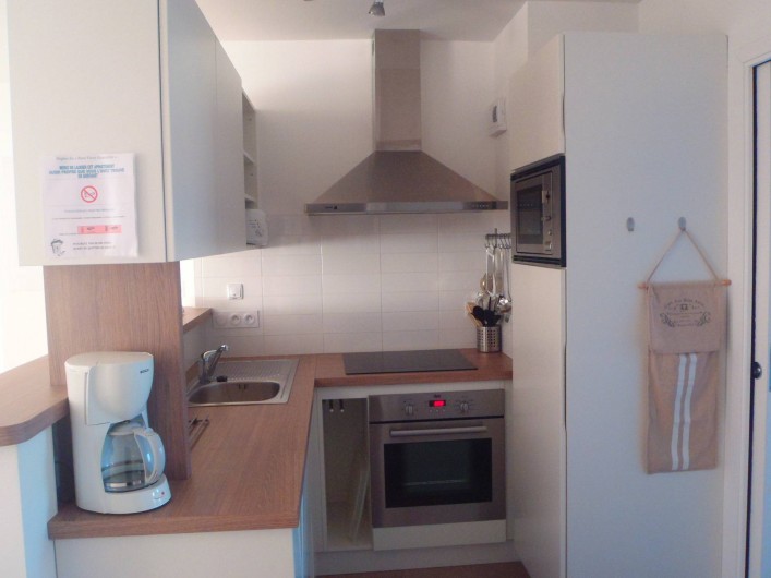 Location de vacances - Appartement à La Tranche-sur-Mer - cuisine appartement 50 m²