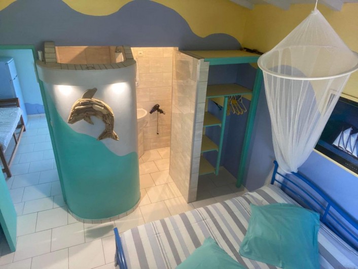Location de vacances - Gîte à Sainte-Anne - 2 eme chambre gite raisinier  avec salle d eau wc