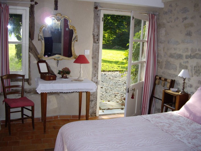 Location de vacances - Maison - Villa à Vitry-aux-Loges - Chambre grand lit RC (160x200)