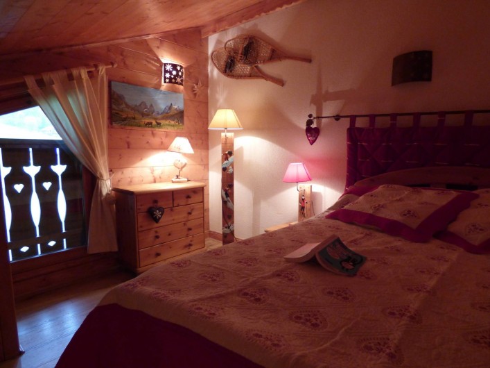 Location de vacances - Appartement à Pralognan-la-Vanoise - La mezannine, vous y dormirez comme chez vous