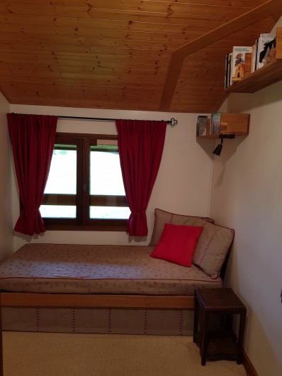 Location de vacances - Appartement à Le Grand-Bornand - Chambre Gigogne  -lit à tiroir pour une couchage supplémentaire 1/2