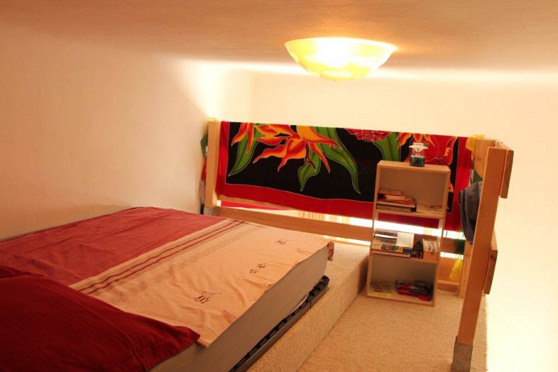 Location de vacances - Appartement à Hyères - Chambre Mezzanine avec lit en 120/200