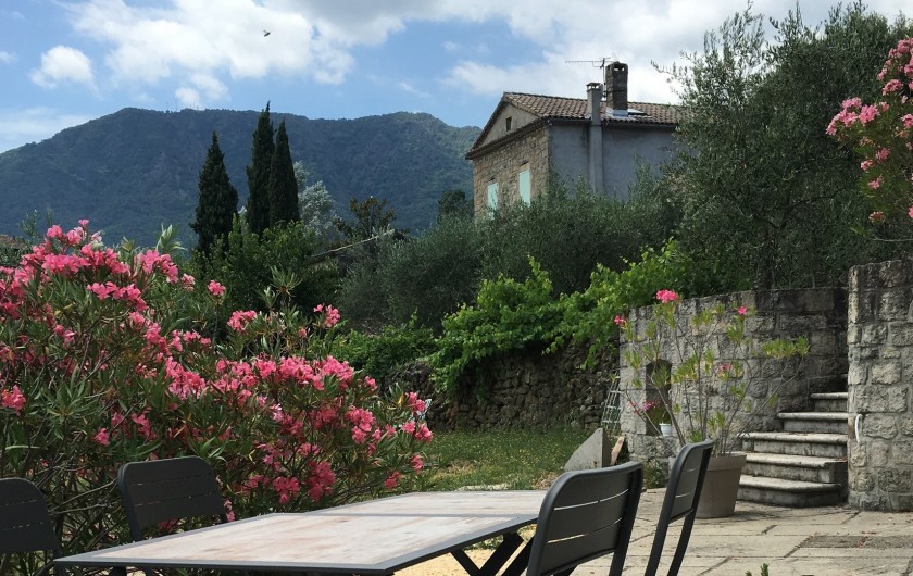 Location de vacances - Villa à Les Salelles - vue sur la montagne, de la terrasse