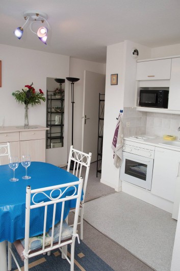 Location de vacances - Appartement à Villers-sur-Mer - Séjour avec kitchenette