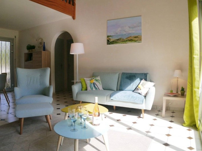 Location de vacances - Maison - Villa à Fouesnant - Coin séjour avec assises pour 6 personnes