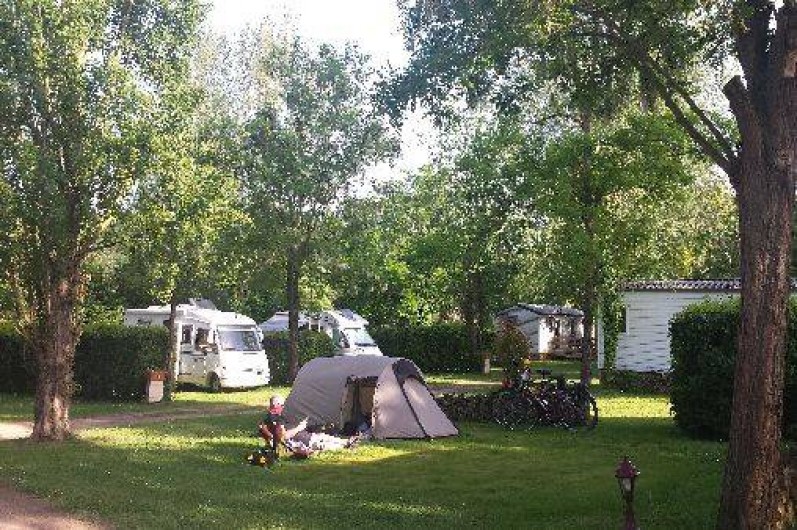 Location de vacances - Camping à Villerest
