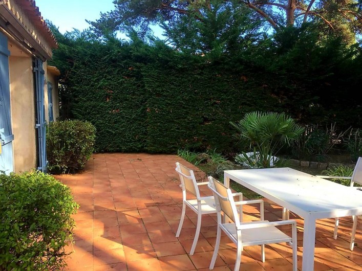 Location de vacances - Villa à Sainte-Maxime - la terrasse