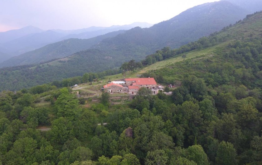 Location de vacances - Gîte à Prats-de-Mollo-la-Preste - Mas Taillet, dans les hautes montagnes. Altitude 1000m.