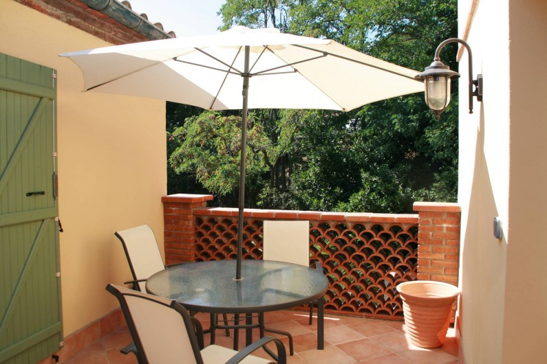 Location de vacances - Appartement à Collioure - terrasse avec barbecue électrique