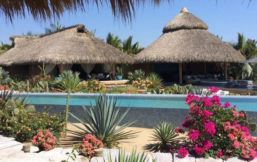 Location de vacances - Chambre d'hôtes à Puerto Escondido - Vue de la Master et du club de plage