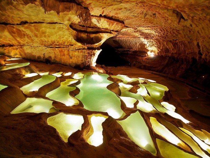Location de vacances - Villa à Saint-Martin-d'Ardèche - la Grotte de Saint Marcel 5km, superbe  spectacle sons lumières