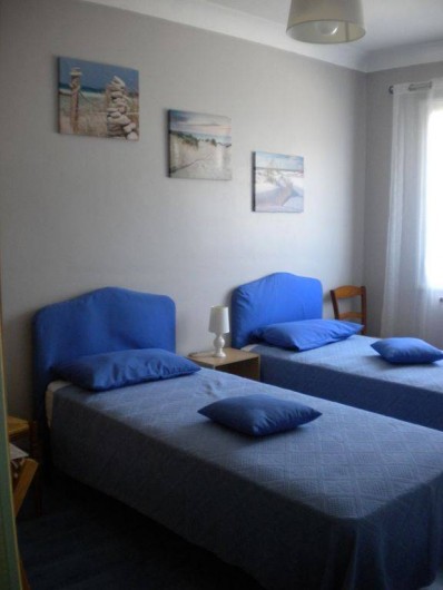 Location de vacances - Villa à Saint-Paulet-de-Caisson - Chambre 2