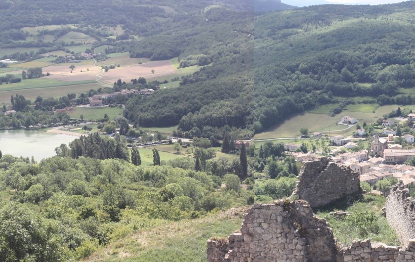 Location de vacances - Gîte à Puivert - Panorama (lac et village) depuis le château