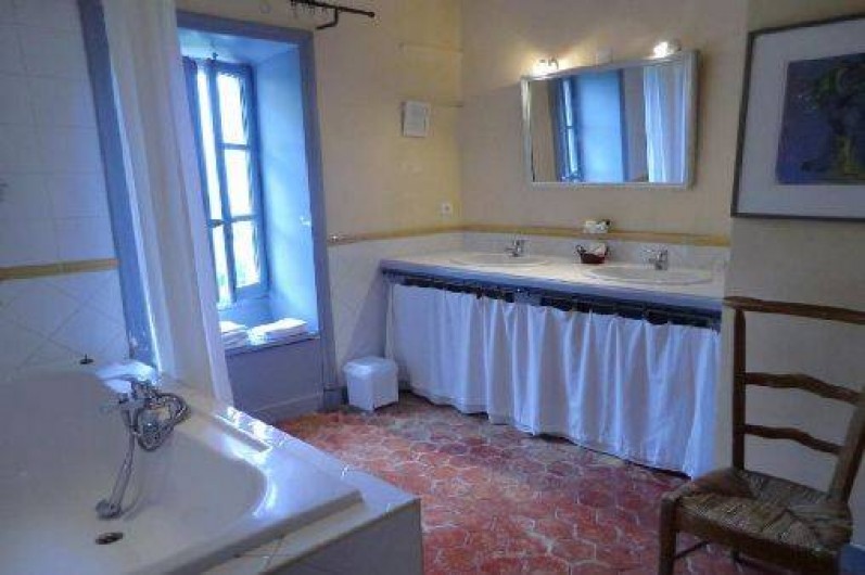 Location de vacances - Chambre d'hôtes à Saint-Lager-Bressac - Salle de bain  de la chambre TERRA COTTA