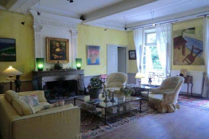 Location de vacances - Chambre d'hôtes à Saint-Lager-Bressac - Grand salon jaune